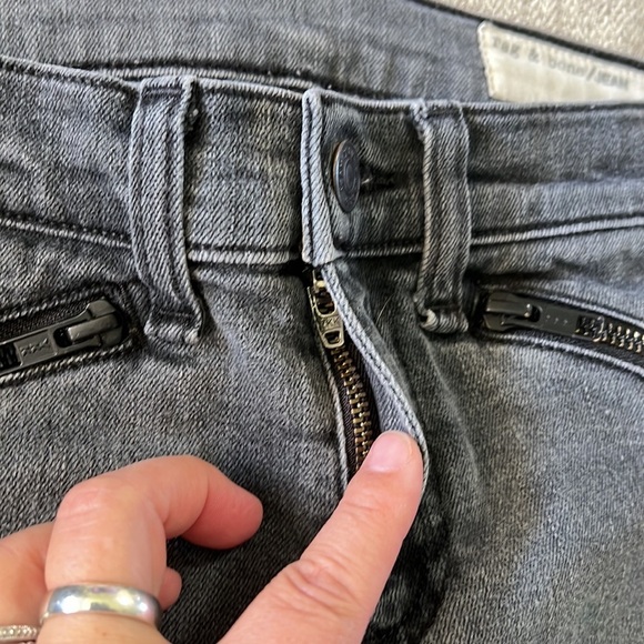 RAG & BONE BLACK/GRAY BLACKTHORN SKINNY JEANS SIZE 26 - Picture 9 of 16